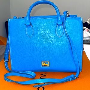 Dooney & Bourke Handbag